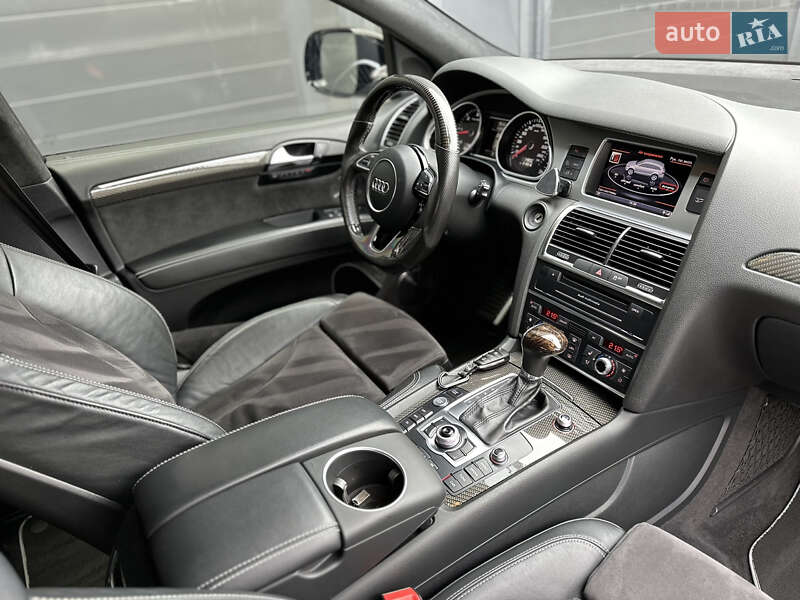 Внедорожник / Кроссовер Audi Q7 2012 в Киеве