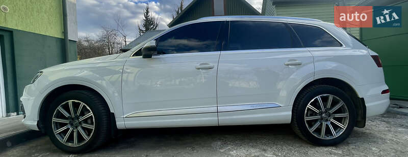 Внедорожник / Кроссовер Audi Q7 2018 в Трускавце