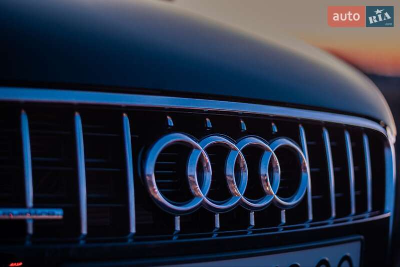 Внедорожник / Кроссовер Audi Q7 2015 в Черкассах