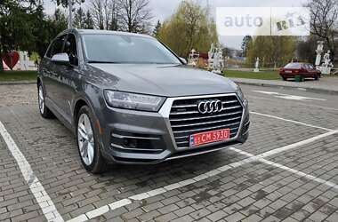 Внедорожник / Кроссовер Audi Q7 2015 в Луцке