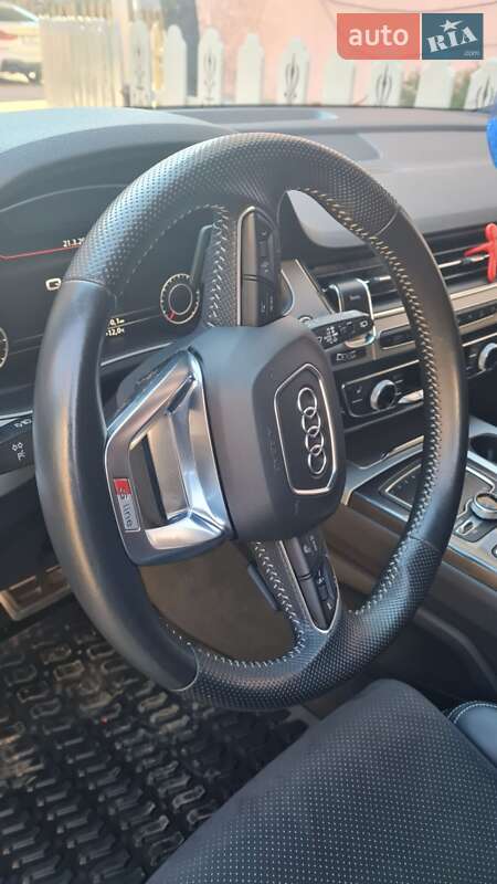 Внедорожник / Кроссовер Audi Q7 2018 в Рахове
