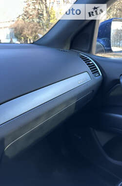 Внедорожник / Кроссовер Audi Q7 2010 в 