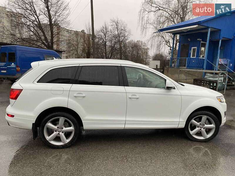 Внедорожник / Кроссовер Audi Q7 2014 в Чернигове