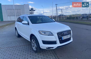 Позашляховик / Кросовер Audi Q7 2011 в Хусті