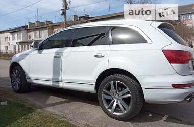 Внедорожник / Кроссовер Audi Q7 2013 в Городке