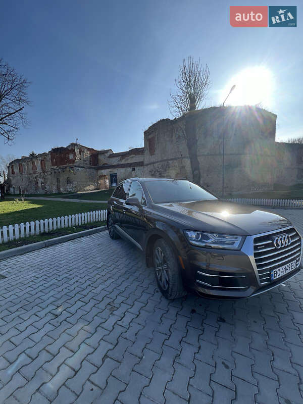 Позашляховик / Кросовер Audi Q7 2016 в Бережанах