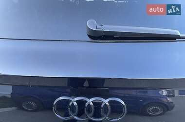 Позашляховик / Кросовер Audi Q7 2017 в 