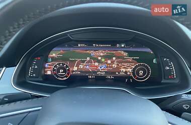 Позашляховик / Кросовер Audi Q7 2017 в 