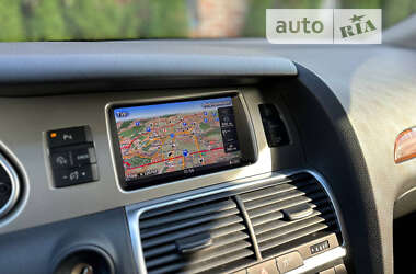 Внедорожник / Кроссовер Audi Q7 2015 в 