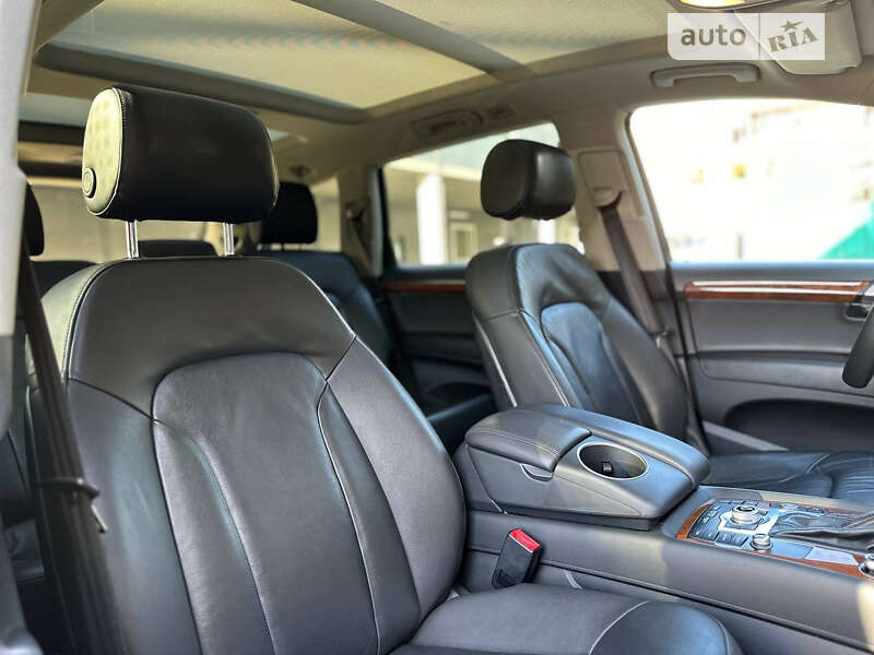 Внедорожник / Кроссовер Audi Q7 2015 в Львове