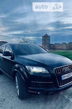Внедорожник / Кроссовер Audi Q7 2013 в 