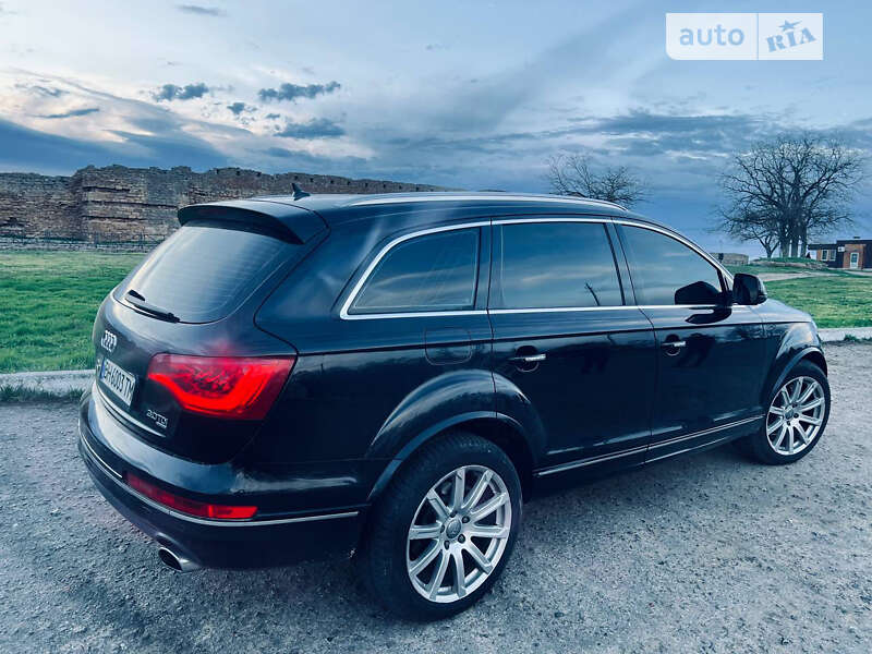 Позашляховик / Кросовер Audi Q7 2013 в Білгороді-Дністровському