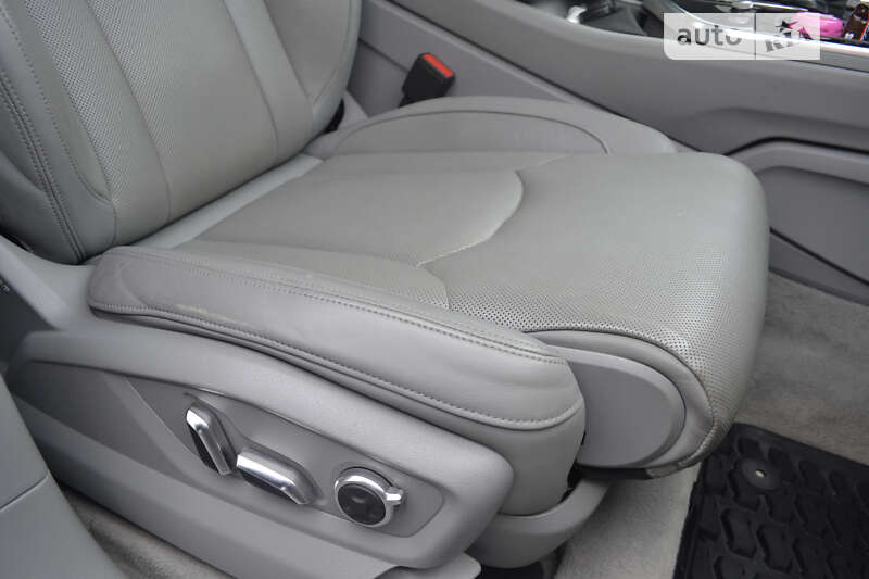 Внедорожник / Кроссовер Audi Q7 2018 в Ровно