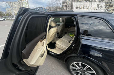 Внедорожник / Кроссовер Audi Q7 2017 в 