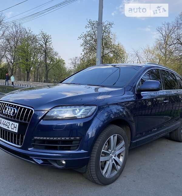 Позашляховик / Кросовер Audi Q7 2014 в Києві
