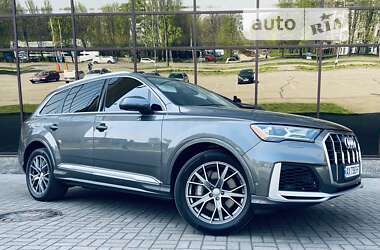 Внедорожник / Кроссовер Audi Q7 2020 в Киеве