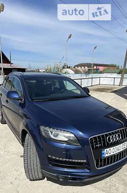 Внедорожник / Кроссовер Audi Q7 2011 в Тячеве