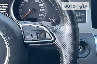 Внедорожник / Кроссовер Audi Q7 2014 в 