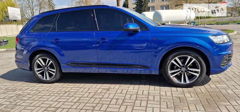 Внедорожник / Кроссовер Audi Q7 2018 в Тернополе