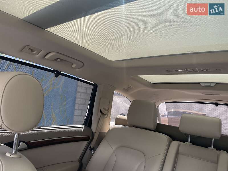 Позашляховик / Кросовер Audi Q7 2013 в Києві
