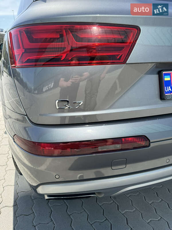 Внедорожник / Кроссовер Audi Q7 2016 в Львове