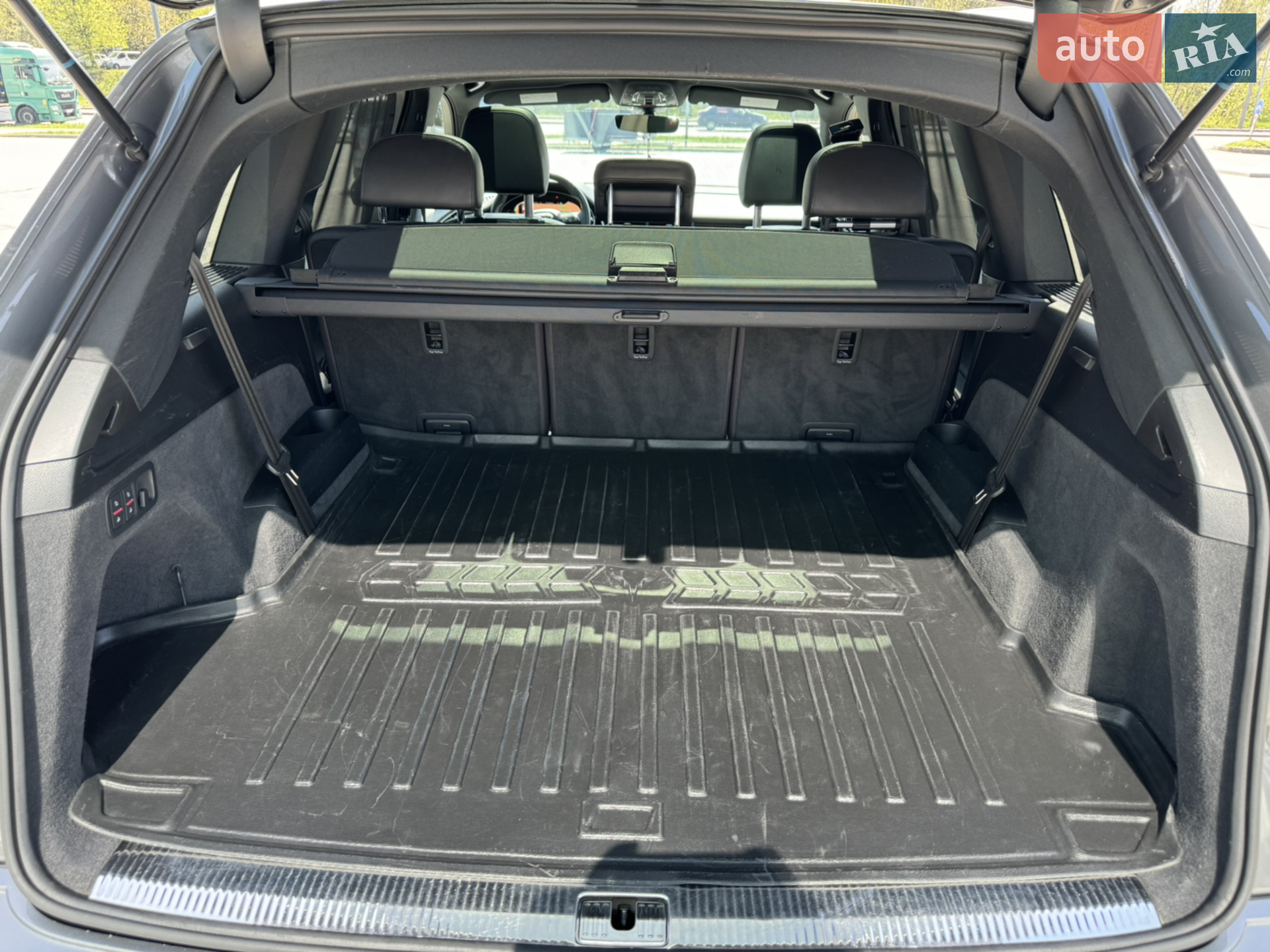 2016 Audi Q7 - мініатюра 18