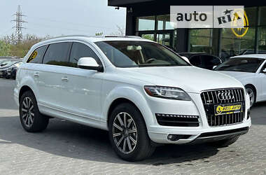 Внедорожник / Кроссовер Audi Q7 2014 в Черновцах