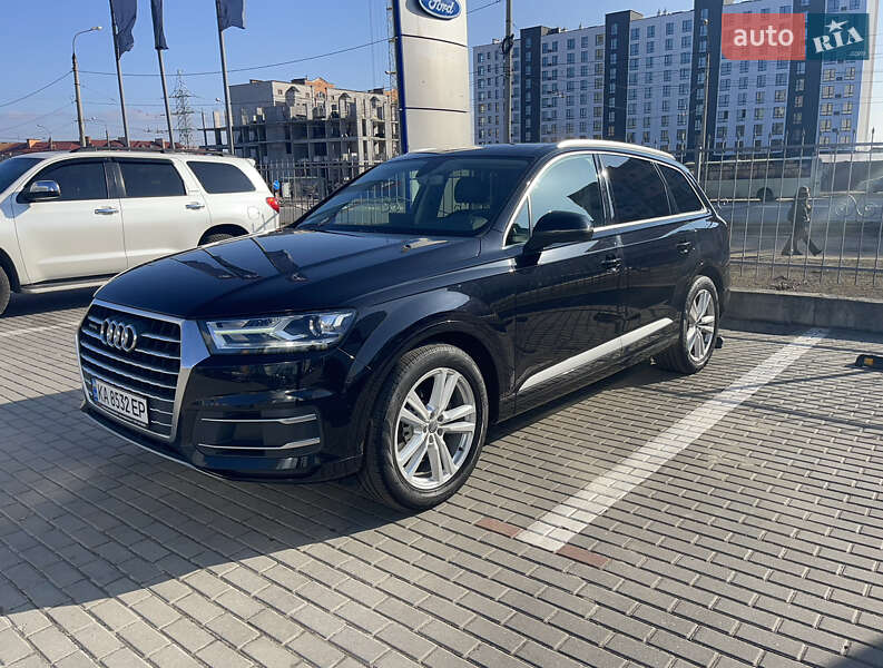 Внедорожник / Кроссовер Audi Q7 2016 в Чернигове