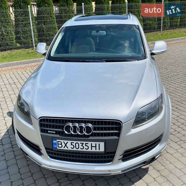 Внедорожник / Кроссовер Audi Q7 2007 в Одессе