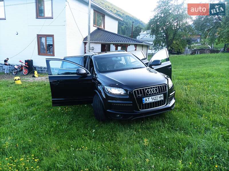 Внедорожник / Кроссовер Audi Q7 2012 в Косове