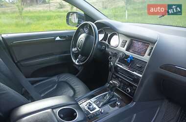 Внедорожник / Кроссовер Audi Q7 2012 в 