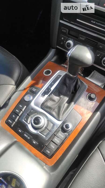 Позашляховик / Кросовер Audi Q7 2014 в Харкові