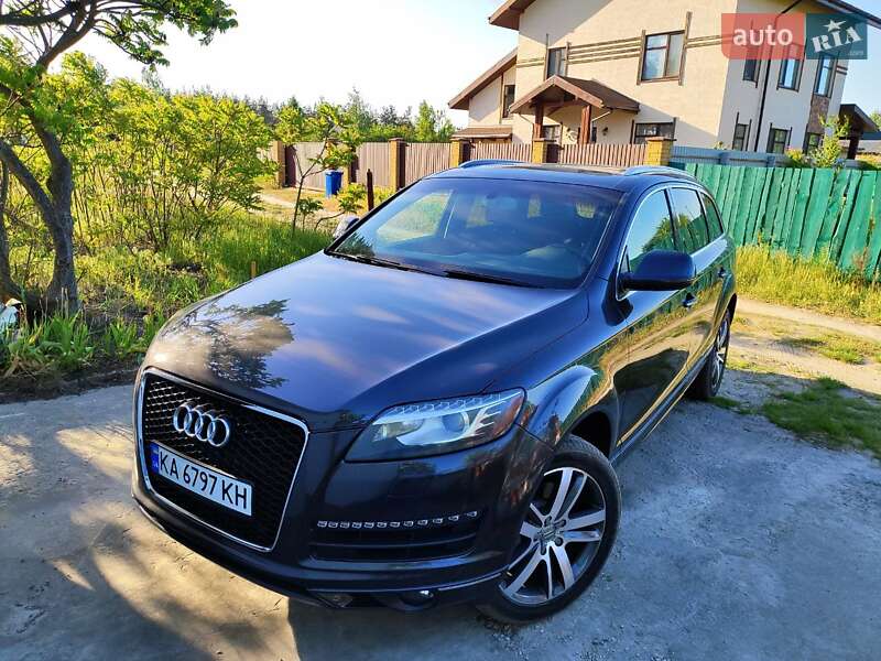 Внедорожник / Кроссовер Audi Q7 2014 в Киеве