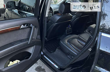 Позашляховик / Кросовер Audi Q7 2010 в Миронівці