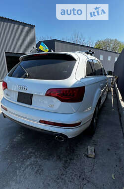 Внедорожник / Кроссовер Audi Q7 2013 в Киеве