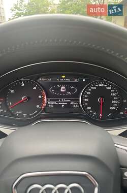 Внедорожник / Кроссовер Audi Q7 2015 в 
