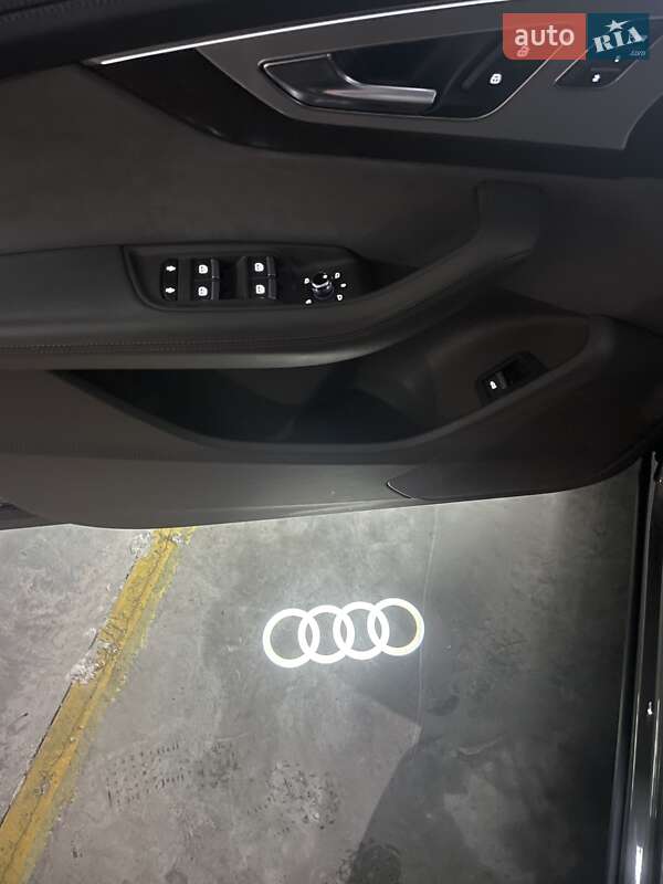 Внедорожник / Кроссовер Audi Q7 2015 в Львове