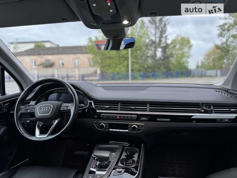 Внедорожник / Кроссовер Audi Q7 2018 в Тернополе