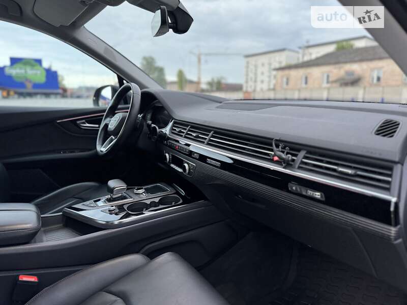 Внедорожник / Кроссовер Audi Q7 2018 в Тернополе