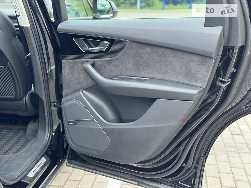 Внедорожник / Кроссовер Audi Q7 2018 в Тернополе