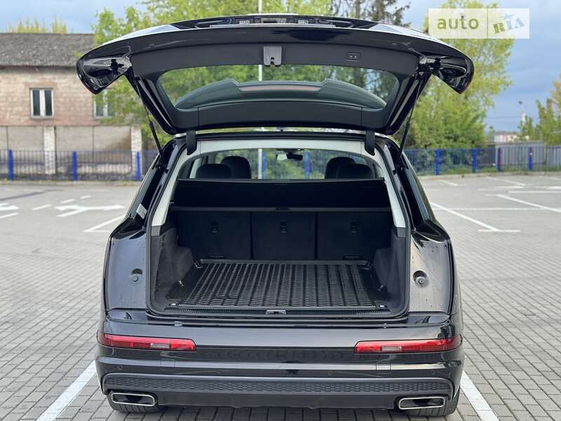 Внедорожник / Кроссовер Audi Q7 2018 в Тернополе