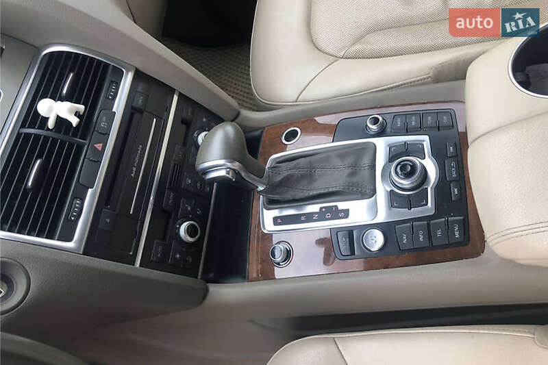 Позашляховик / Кросовер Audi Q7 2013 в Івано-Франківську