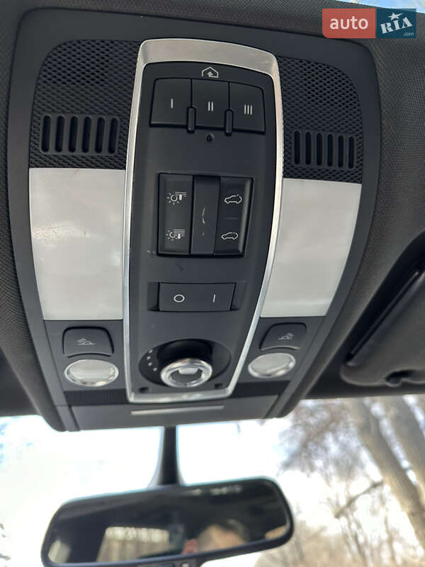 Внедорожник / Кроссовер Audi Q7 2014 в Днепре