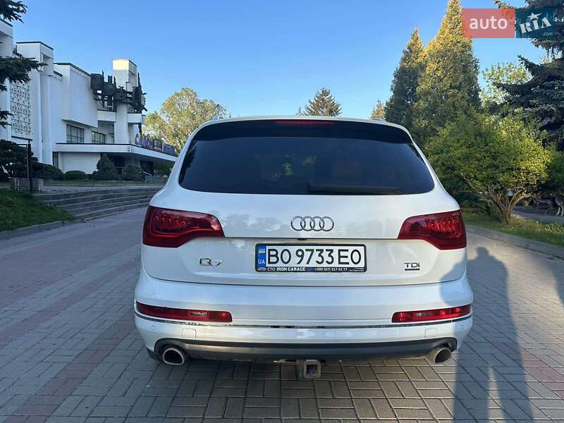 Позашляховик / Кросовер Audi Q7 2012 в Тернополі