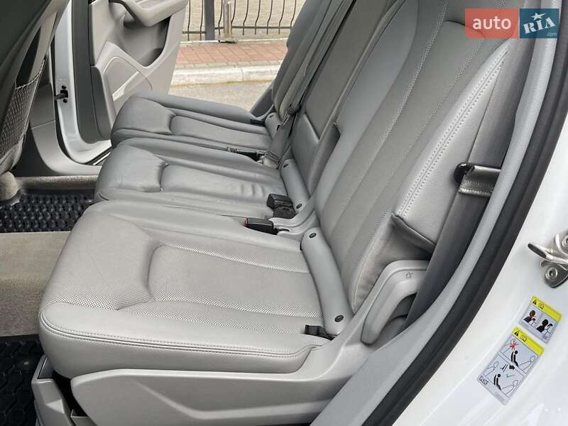 Внедорожник / Кроссовер Audi Q7 2017 в Трускавце фото 69 Внедорожник / Кроссовер Audi Q7 2017 в Трускавце