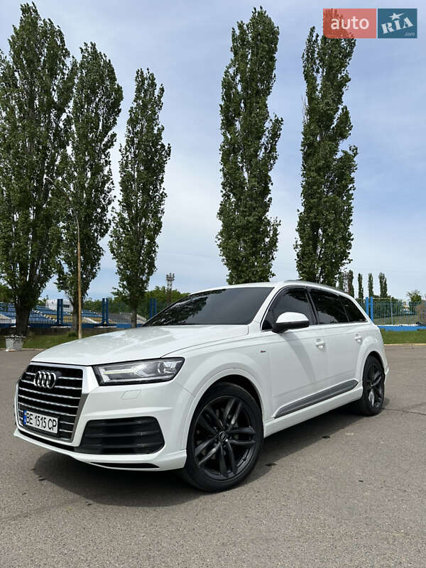 Audi Q7 2015