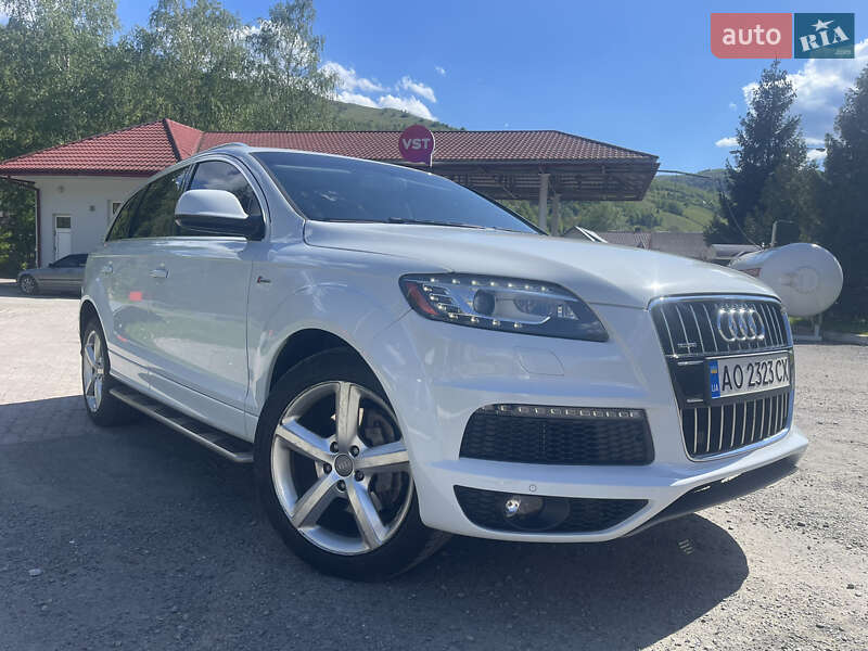 Позашляховик / Кросовер Audi Q7 2013 в Рахові