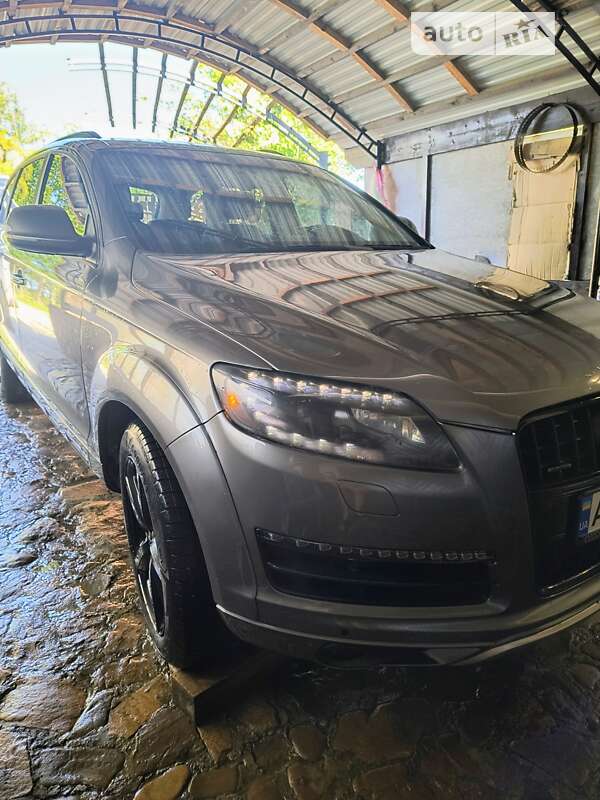 Позашляховик / Кросовер Audi Q7 2014 в Долині