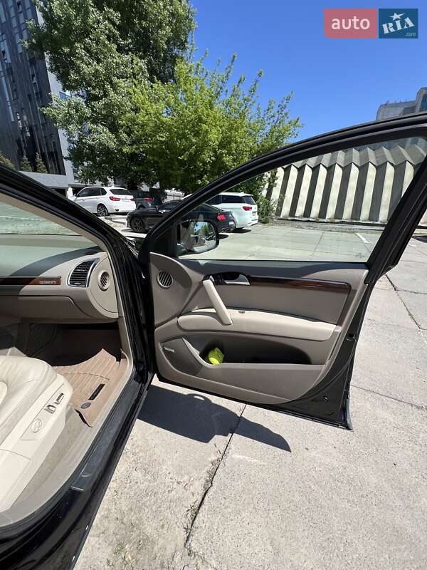 Внедорожник / Кроссовер Audi Q7 2011 в Киеве