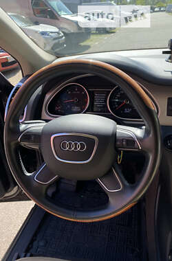 Внедорожник / Кроссовер Audi Q7 2012 в Киеве